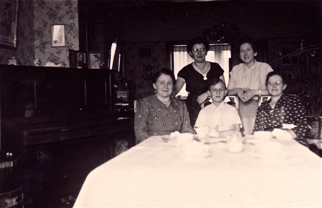 Op de cursus 'De amateurfotograaf thuis en in huiselijke kring' heeft Louis veel bijgeleerd over onder andere de witbalans in een compositie.